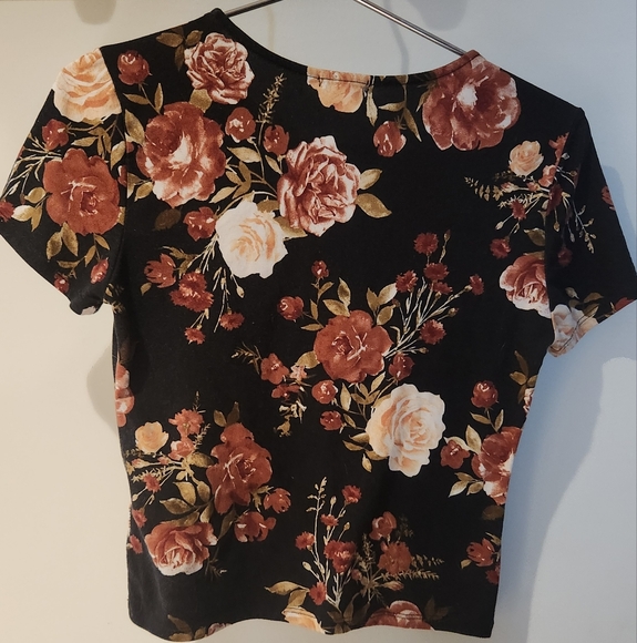 Floral Black‎ and Brown Women's Crop Top - Picture 2 of 4